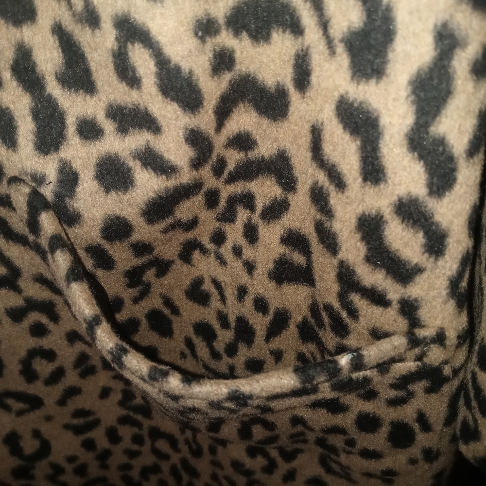 Cougar print faux fur coat - Picture 3 of 6
